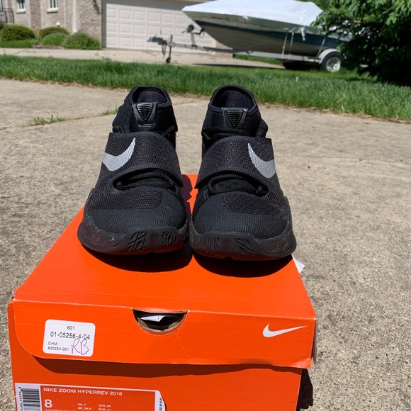 Nike hyperrev - Picture 2 of 4